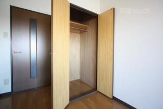 広々収納のクローゼットです。