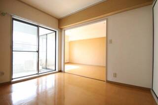 きれいなお部屋で落ち着きますね。