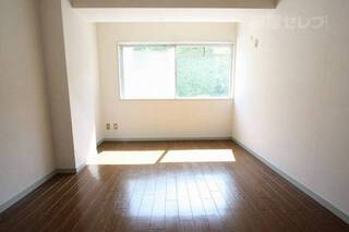 光溢れるお部屋です