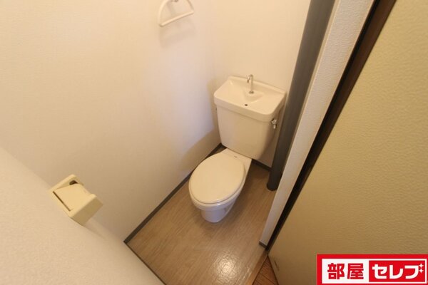 写真は101号室