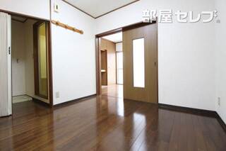 反転タイプのお部屋の写真です。