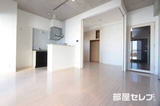 おしゃれな内装のお部屋です