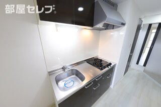 2口コンロのシステムキッチンで便利です。