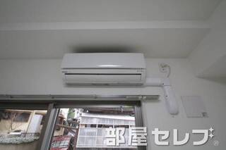 冷暖房で快適リビング。