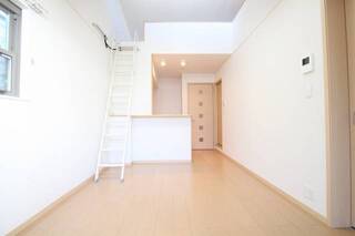 205号室参照