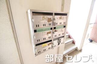 集合ポスト。