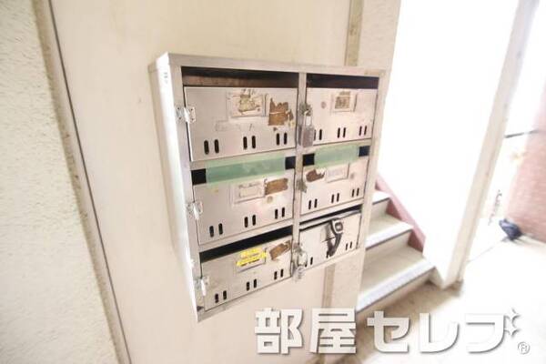 集合ポスト。