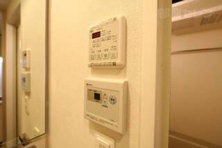 階数によって色味が違う可能性があります。