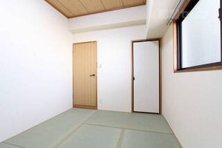 ※402号室の写真参照