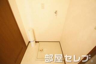 室内洗濯機置き場。