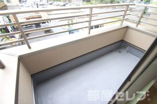 ※202号室の写真を流用しています。