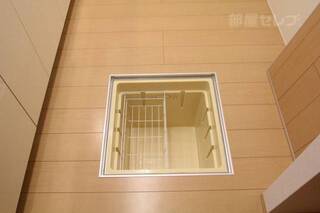 床下収納です