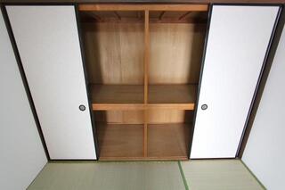 大きなお荷物も収納できます。