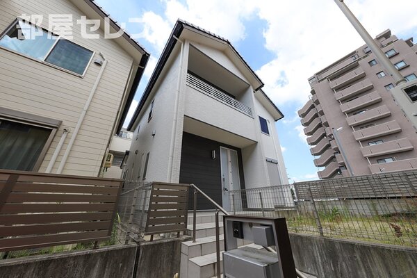 南向きで日当たりの良い戸建て物件です。