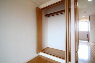 ゆったりとした収納です。