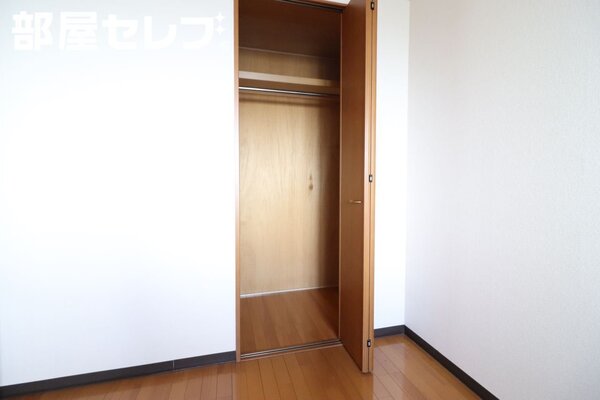 ※601号室内装写真参照