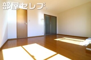 日当たり良好な居室。