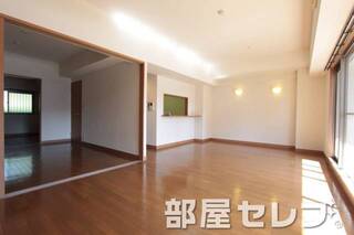 広々としたリビングダイニング。