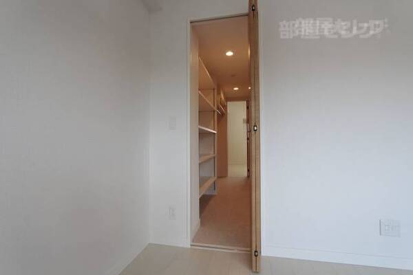 ※202号室室内参照