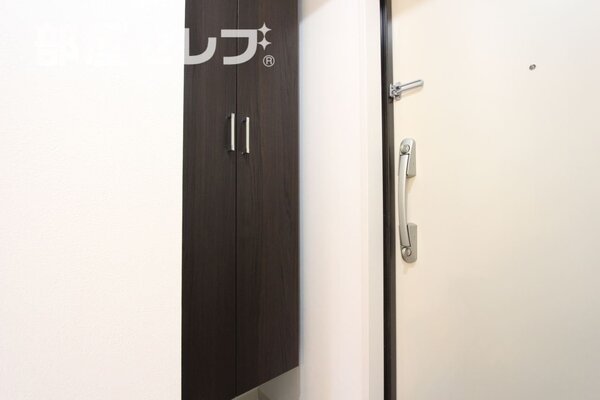 303号室のモデルルームの写真です。