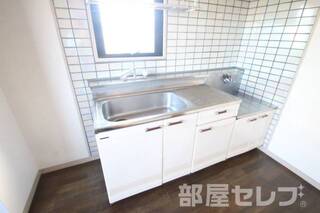 シンクが広いので洗い物が楽です。