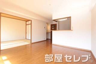 南向き広々としたリビング。