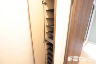 シューズボックスです