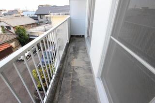 302号室の写真を使用