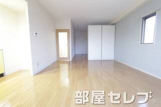 広くて開放的那リビング。