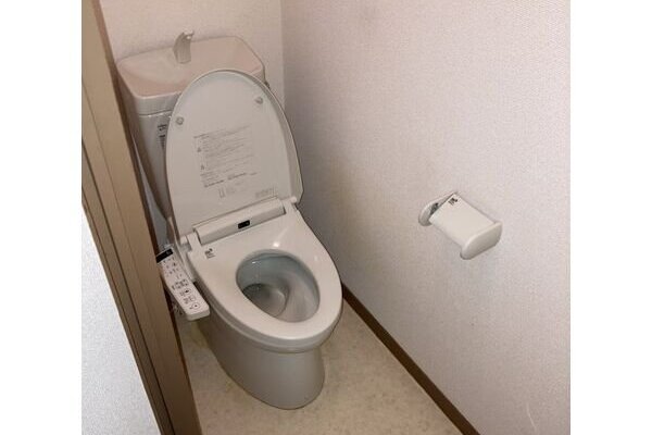 清潔感のあるトイレです。