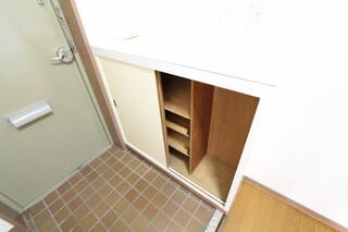 大きな下駄箱です。