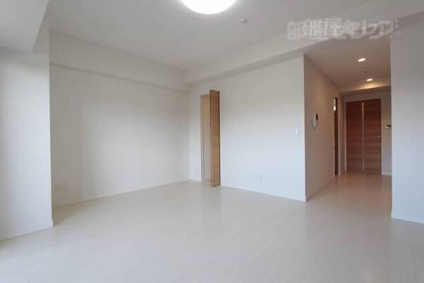 ※202号室室内参照