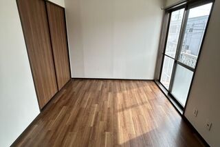 2階南側洋室