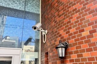 建物入口/防犯カメラ