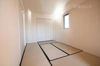 和室6帖のお部屋です。