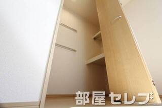 ウォークインクローゼット。