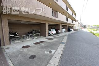 ダイヤルロック式ポスト。