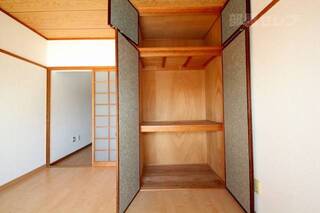 大きめの押入れなので、沢山収納できますね