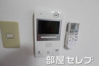 モニターホンで安心です。