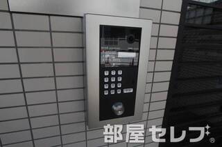 オートロックで安心ですね。