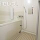コンセントもあり温水洗浄便座付けれます。