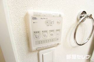 浴室乾燥機も付いています
