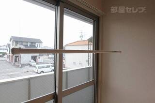 ※201号室内装写真参照