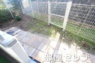 専用庭も広くて開放的。