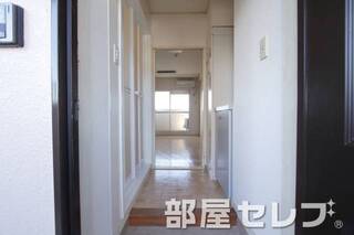 玄関口。