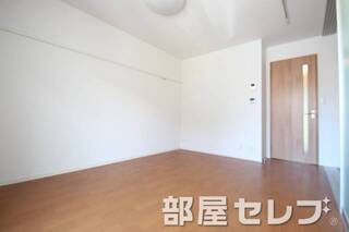 広々したお部屋で生活しやすいですね。