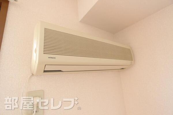 リビングに設置済です。