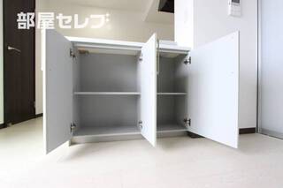 ※階によりアクセントクロスが異なります。（501号室写真）