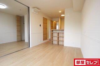 カラーリング等サンプルのため異なり場合があります