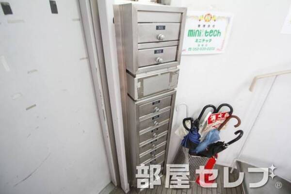 集合ポスト。